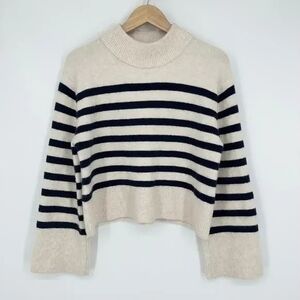 J.Crew Women's Medium Chunky Crewneck Sweater in Supersoft Yarn
